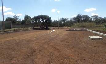 Imagem: Brasília - Terreno Padrão - Jardim Botânico