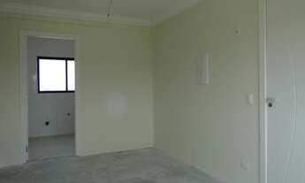 Imagem 2: Apartamento para Venda em Curitiba, Novo Mundo, 2 dormitórios, 1 banheiro, 1 vaga