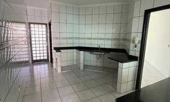 Imagem 4: Casa com 3 Quartos e 2 banheiros à Venda, 157 m²