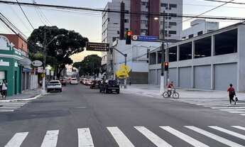 Imagem 7: Excelentes lojas com aprox. 100m? (cada) bem localizadas no Centro de Vila Velha/ES