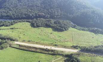 Imagem 7: Área ZUPI com 31.726 m², com frente para a Estrada Gregório Spina