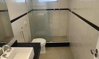 Imagem 6: Apartamento com 71m2 em prédio antigo e bem conservado, na parte baixa da Gávea, silencios