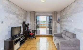 Imagem 2: Casa à venda com 210m², 3 quartos e 2 vagas, por R$ 560.000