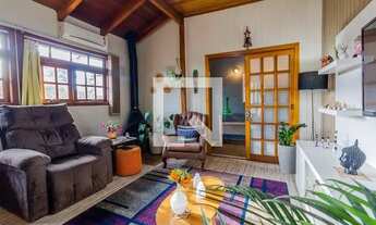 Imagem 4: Casa para Aluguel - Teresópolis, 3 Quartos, 190 m2