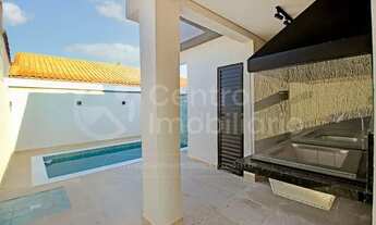 Imagem 3: CASA à venda com piscina e 3 quartos em Itanhaém, no bairro Tupy