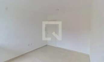 Imagem 2: Apartamento para Aluguel - Água Fria, 2 Quartos, 40 m2