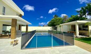 Imagem 5: Casa de alto padrão para venda com excelente localização. Condomínio fechado em Lauro de F