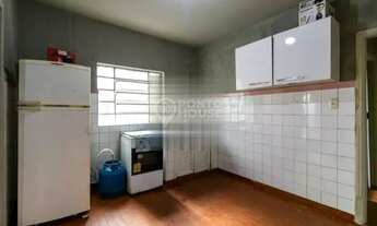 Imagem 4: Casa térrea para venda e locação com 2 dormitórios e 1 banheiro