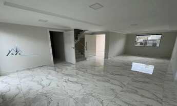 Imagem 5: Sobrados em Curitiba, 4 Quartos, 1, suíte, sala, quarto com sacada, cozinha, 2 banheiros á