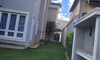 Imagem 3: Sobrado com 4 Suítes com 455m², Locação R$ 13.520,00 o pacote. Condomínio Morada dos Pássa