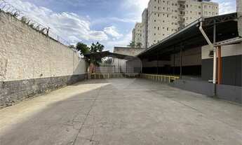 Imagem: Galpão próximo ao aeroporto de Congonhas