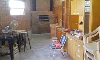 Imagem: ALUGA-SE CASA COM PISCINA