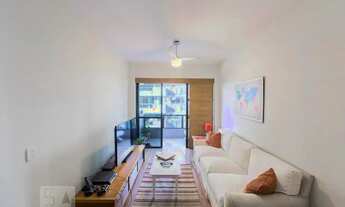 Imagem 2: Apartamento para Aluguel - Barra da Tijuca - Marapendi, 2 Quartos, 75 m2