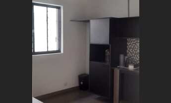 Imagem 6: Casa para aluguel possui 215 metros quadrados com 5 quartos em Vila Gilda - Santo André