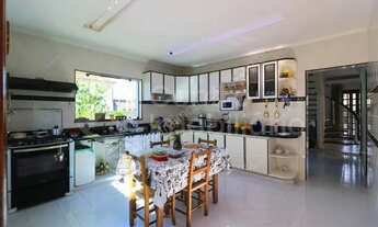 Imagem 4: CASA à venda com 4 quartos em Peruíbe, no bairro Centro