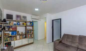 Imagem 3: Apartamento quadra mar no Ed. Edith em Balneário Camboriú, a venda