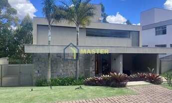 Imagem: Casa nova, em estilo contemporâneo, 4 suítes