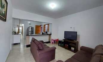 Imagem 2: Casa para venda com 3 dormitórios e 2 vagas no Jardim Alegria !