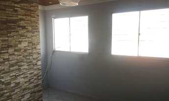 Imagem 2: Repasse privê pau amarelo com cozinha planejada