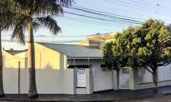 Imagem 2: Casa em Arapongas