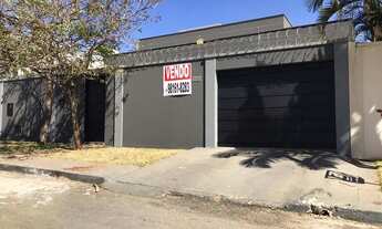 Imagem: Casa para alugar com 03 quartos no Jardim