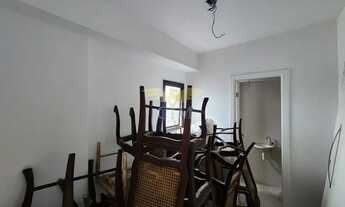 Imagem 3: Apartamento na Barra, distribuído em 171m² com 3 vagas de garagem