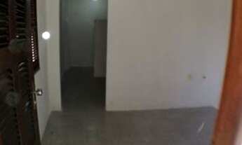 Imagem 6: Apartamento Residencial de 30 m² no Bairro José Bonifácio por R$379,00