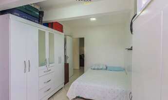 Imagem 5: Apartamento quadra mar no Ed. Edith em Balneário Camboriú, a venda