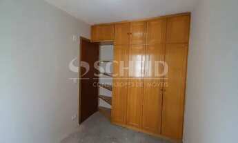 Imagem 7: Apartamento 2 dormitórios a Venda na AV. Mascote. Para reformar