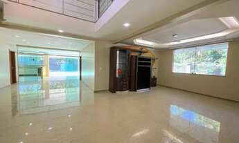 Imagem 2: Casa de Esquina Itapuranga 3 420m² 4 Suítes