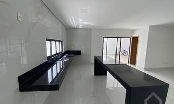 Imagem 7: Casa nova de alto padrão com 03 suítes no bairro Grã-Duquesa