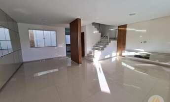 Imagem 1: Casa com 3 quartos, 2 vagas- Vila Bretas