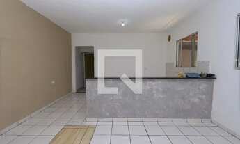 Imagem 3: Casa para Aluguel - Jardim Santa Teresinha, 1 Quarto, 10 m2