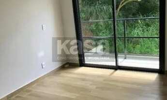 Imagem 7: Excelente casa com 4 suítes / 4 vagas no Condomínio Eurovile 2