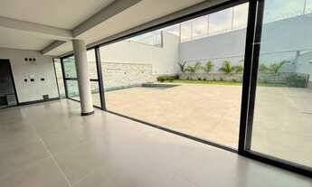 Imagem 7: Casa à venda com 4 suítes, sala ampla, lavabo, varanda, piscina, sauna no Granville Juiz d