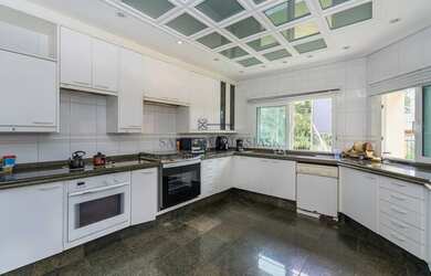 Imagem 14: CASA DE RUA COM 4 QUARTOS À VENDA NO VISTA ALEGRE EM CURITIBA