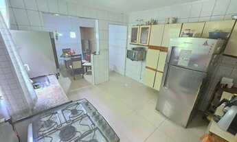 Imagem 3: Sobrado com 4 dormitórios à venda, 274 m² por R$ 650.000,00 - Cidade das Flores - Osasco/S