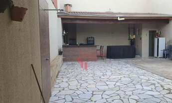 Imagem: Casa à Venda de 02 Quartos no Bairro Sumarezinho