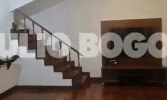 Imagem 2: Maravilhosa casa em condomínio, confortável planta, 3 quartos (suíte), dependências comple