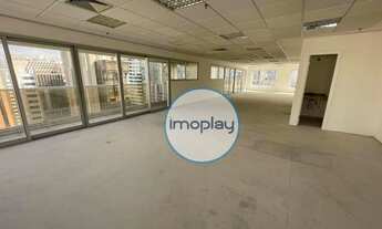 Imagem 2: Conjunto comercial de 214m² vão livre, com 04 banheiros e sacada