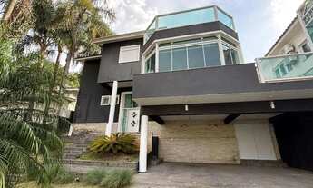 Imagem 2: Casa à venda em Barueri, Alphaville Residencial Plus, com 4 suítes, com 380 m², Alpha Plus