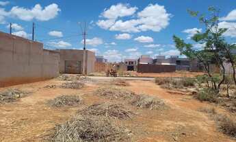Imagem: Lote bairro Guarujá 10m x 20m