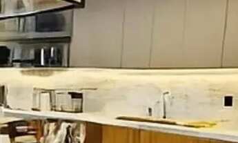 Imagem 3: URGENTE! Belíssima Casa Triplex no Quintas das Laranjeiras, 4 suites, 100% Mobiliada, Grup