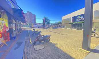 Imagem 7: Salão comercia Próximo ao balão do bonde