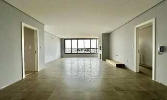 Imagem 4: INBOX CIA IMOBILIÁRIA VENDE- Apartamento de 3 suites NO CENTRO