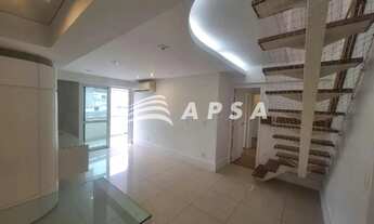 Imagem 2: IMAGINE VIVER EM UM REFÚGIO URBANO NO CORAÇÃO DO HUMAITÁ. ESTA COBERTURA DUPLEX DE 146M² C