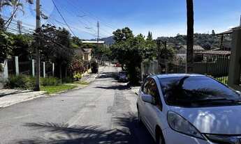 Imagem 2: Casa em rua fechada