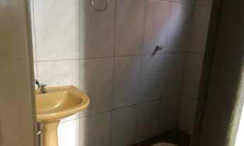 Imagem 6: Casa usada 2/4 sendo 1 suíte, quintal com espaço privilegiado, a 5 minutos do buriti shopp