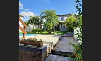 Imagem 7: DOIS SOBRADOS EM AMPLO TERRENO ARBORIZADO E COM PISCINA IDEAL PARA A FAMÍLIA E PARA RECEBE