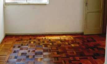 Imagem 2: Apartamento na Rua do Sodré em Frente ao Colégio Ypiranga, Escada, 120 m2, Varanda e V